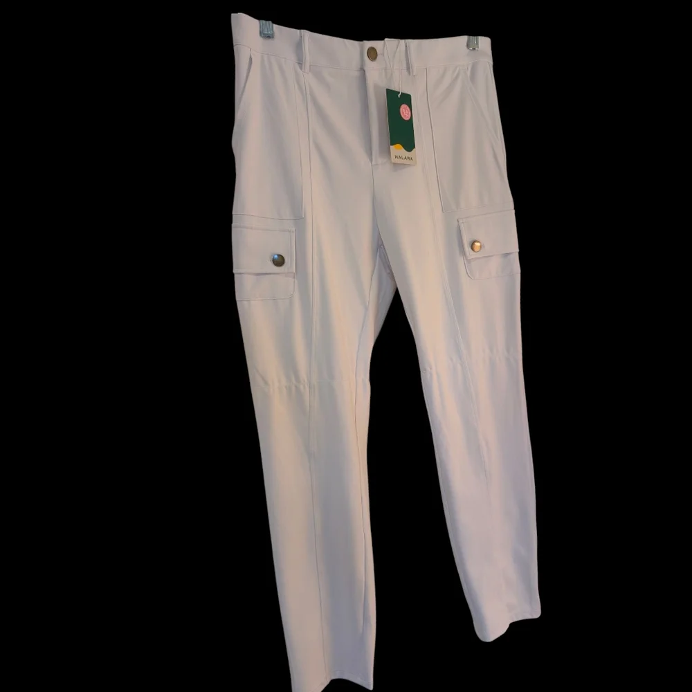 Current Product On Website!!!NWT Women's Halara White Cargo Pants - Picture 4 of 9